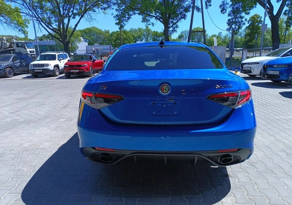 Alfa Romeo Giulia cena 234900 przebieg: 1, rok produkcji 2024 z Gdynia małe 211